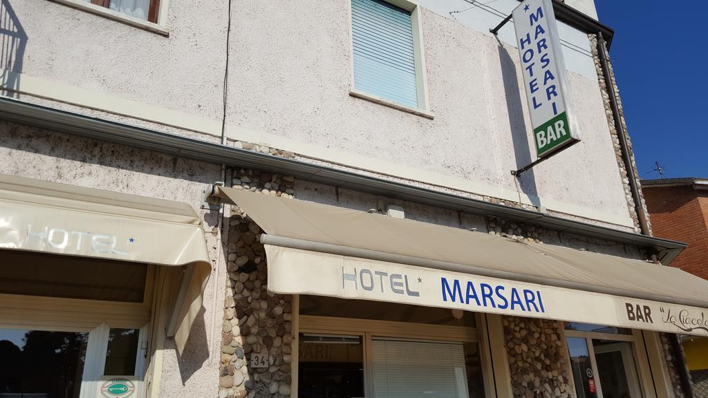 Albergo Marsari ペスキエーラ・デル・ガルダ エクステリア 写真